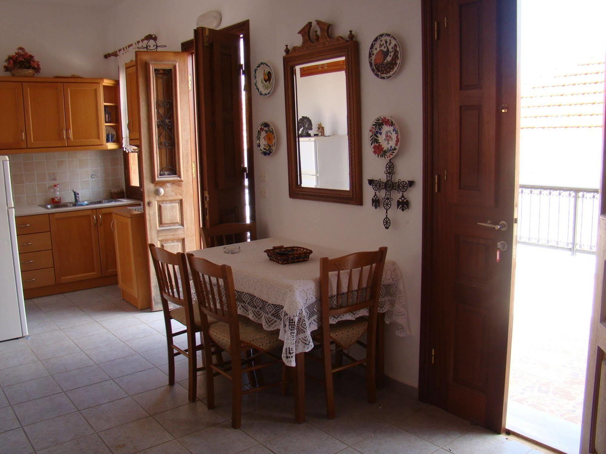 Hotel Halki Sea House Esterno foto