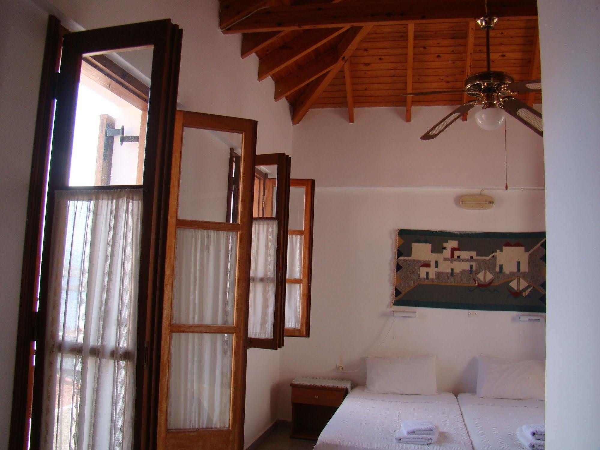 Hotel Halki Sea House Esterno foto